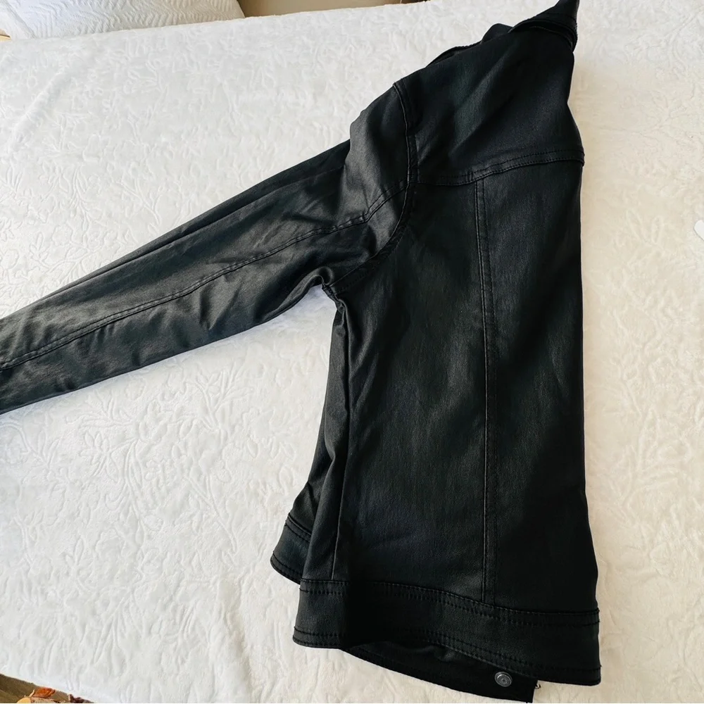 Freepeople. Intimately free. Size S. Sheer full sleeve with curved hem. NWOT - Picture 10 of 14